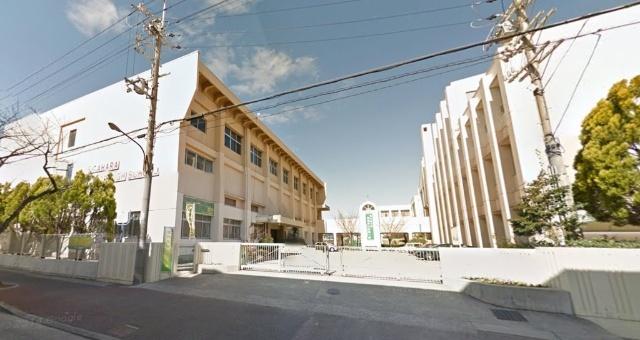 伊丹市立笹原中学校：843m