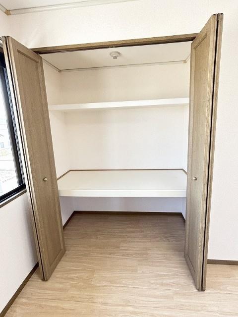 グリーンハウス新伊丹（207） 収納