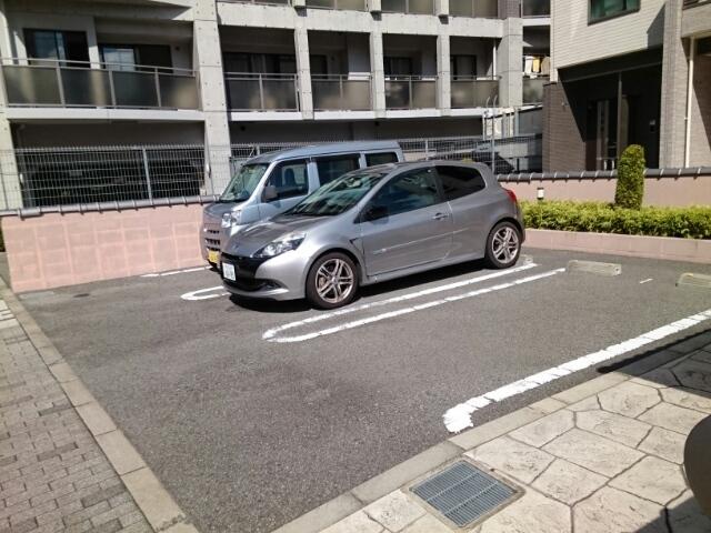 茶園館（202） 駐車場