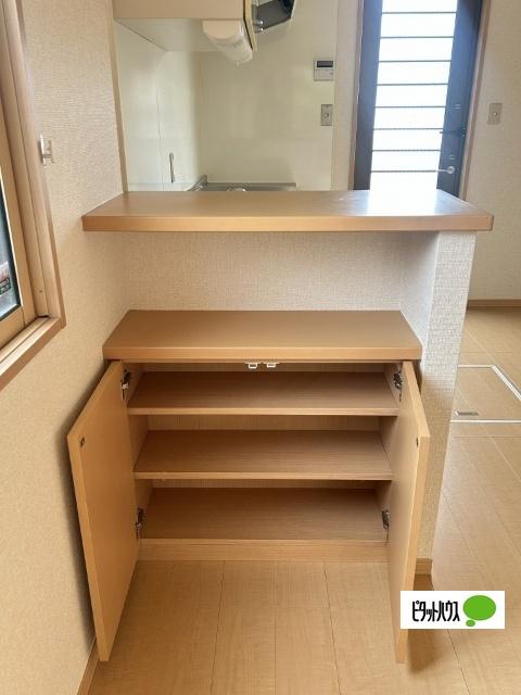 ネオ中北（2） 収納