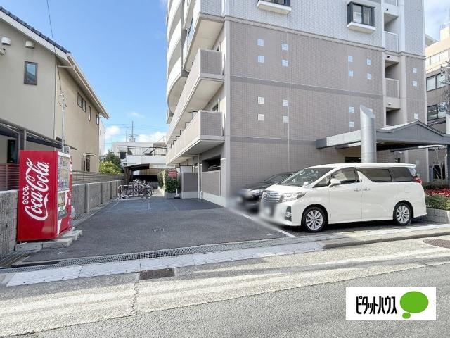パークモダン伊丹 駐車場