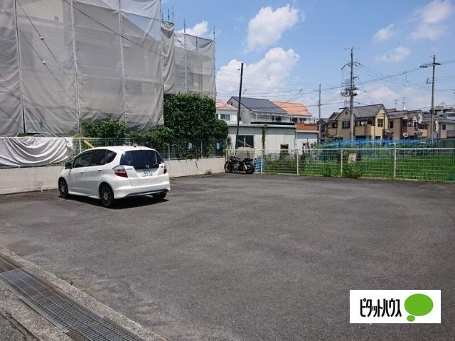 平塚ハイツ（302） 駐車場