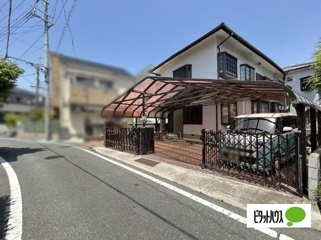 前面道路です