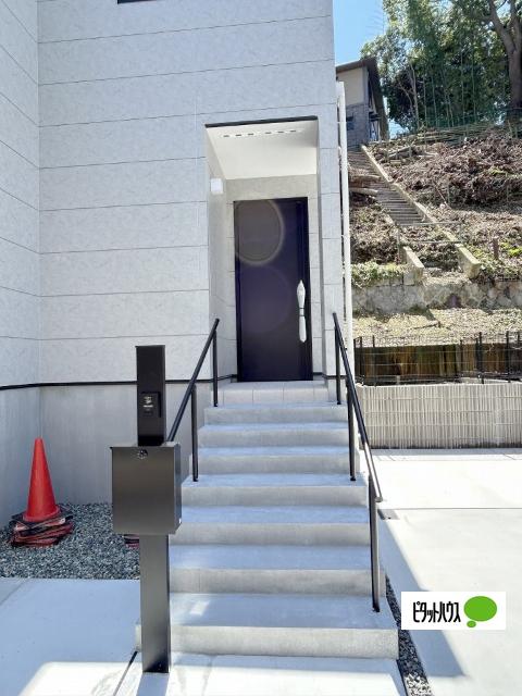 川西市久代2丁目 2号地 エントランス