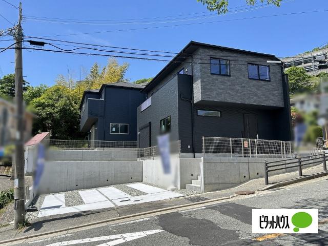 宝塚市花屋敷つつじガ丘1期 　1号棟 外観