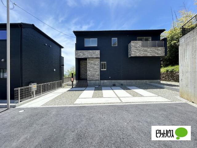 宝塚市花屋敷つつじガ丘1期　2号棟 駐車場