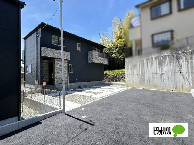 宝塚市花屋敷つつじガ丘1期　2号棟 外観