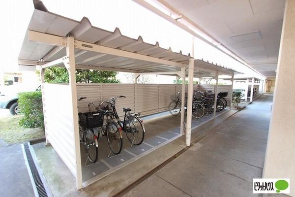 ろうきん昆陽コーポB棟 共有部分