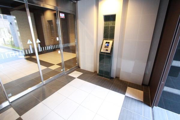 ワコーレ伊丹駅前ウィングス エントランス