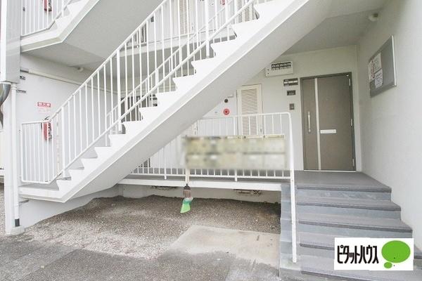 清和台センターハイツM エントランス