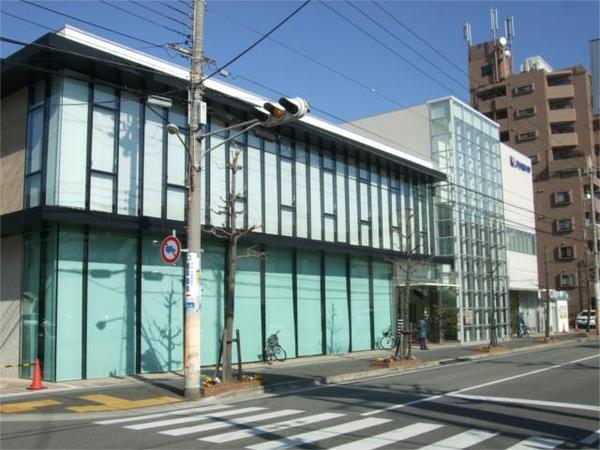 銀行