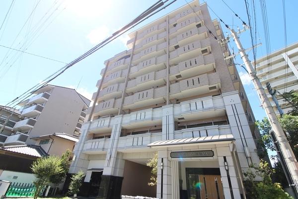 グローバル伊丹駅前 外観