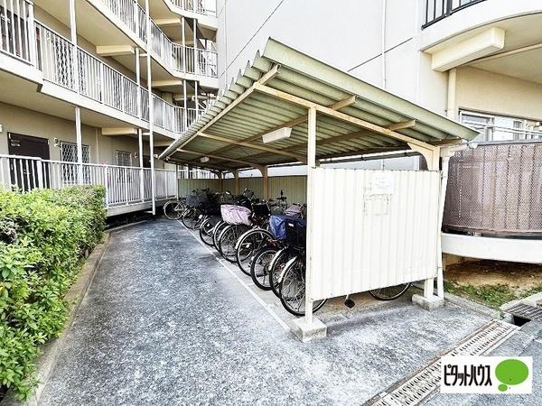 緑ケ丘公園パインクレスト 南棟 共有部分