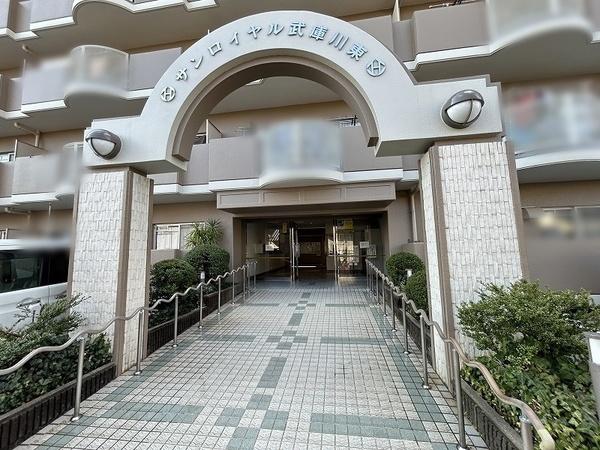 サンロイヤル武庫川東 エントランス
