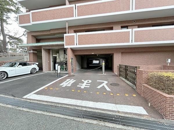 デ・リード緑地公園 駐車場