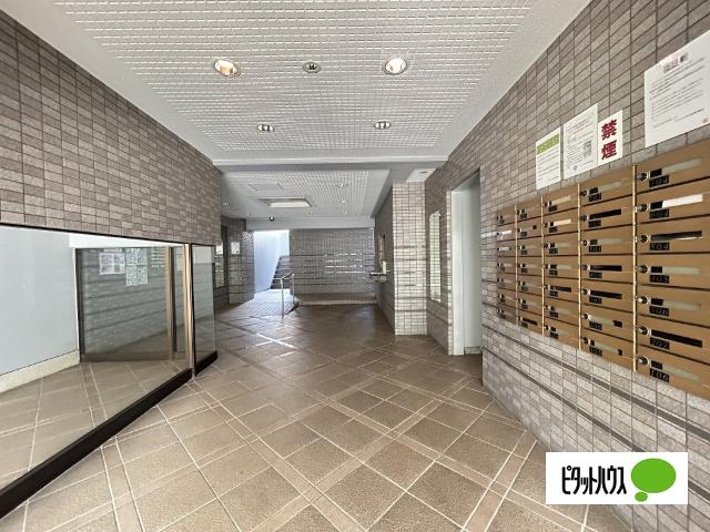 アドリーム伊丹北野 ロビー
