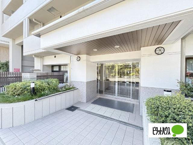 ユニライフ伊丹駅前 エントランス