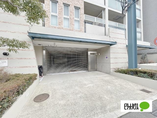 パレ塚口町 駐車場