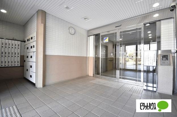 ユニライフ伊丹駅前 エントランス