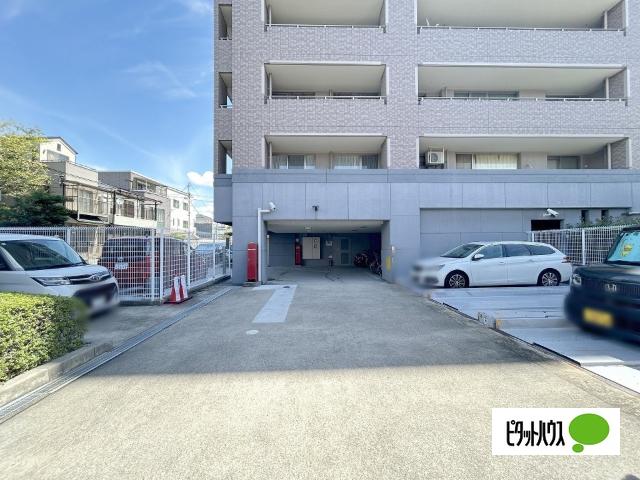 ディアステージ伊丹宮ノ前 駐車場