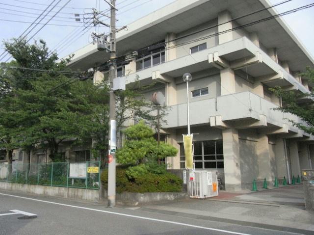 中学校