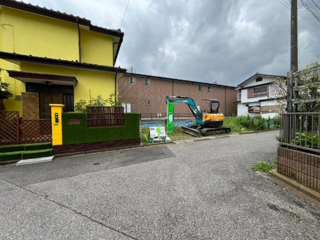 西側から現地
