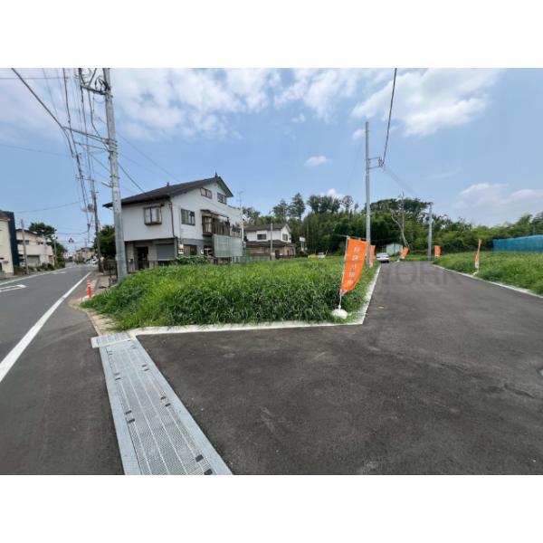 西側から現地