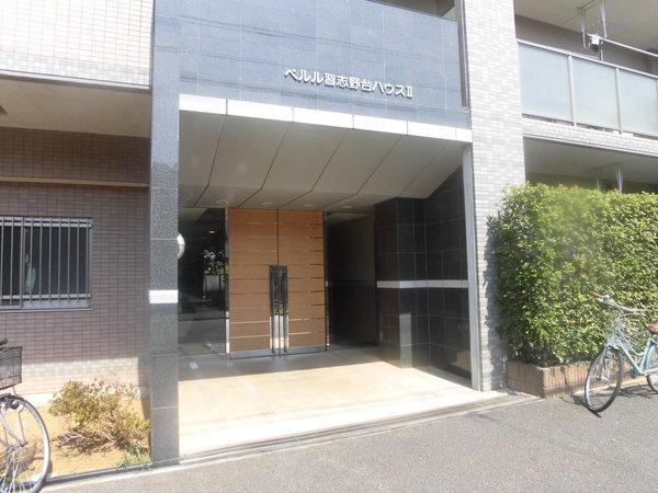 ペルル習志野台ハウスⅡ エントランス