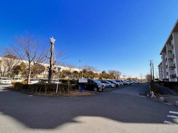 秋津第一団地 駐車場