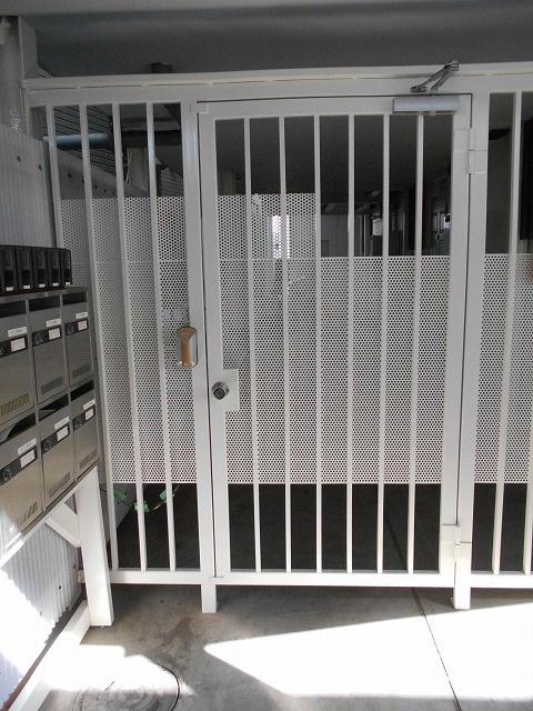 中野区沼袋アパート エントランス