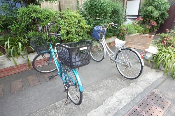 ファミーユイシザカ 共有部分