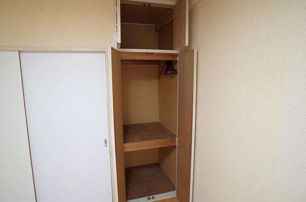 ファミーユイシザカ 部屋画像