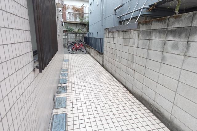 豊島区池袋本町マンション エントランス