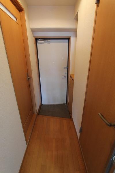 アリュール・アイ（703） 玄関