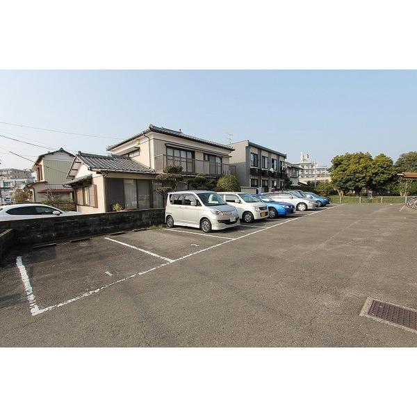 宮崎市霧島マンション 駐車場