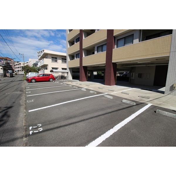 アルテマイスター大工町（402） 駐車場