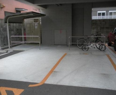 宮崎市中村西マンション 駐車場