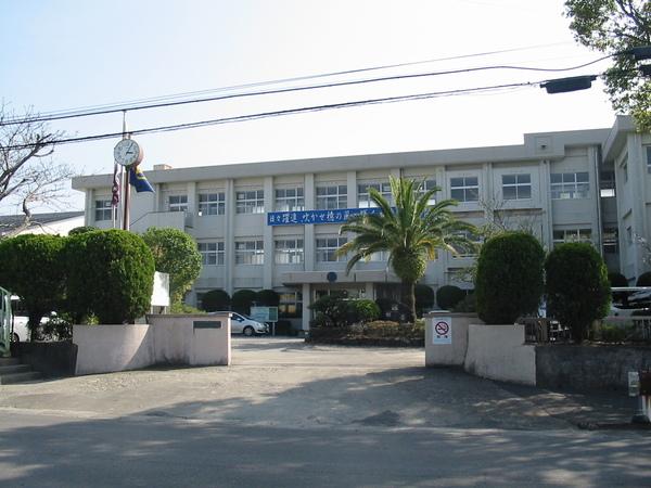 宮崎市立檍中学校：1171m