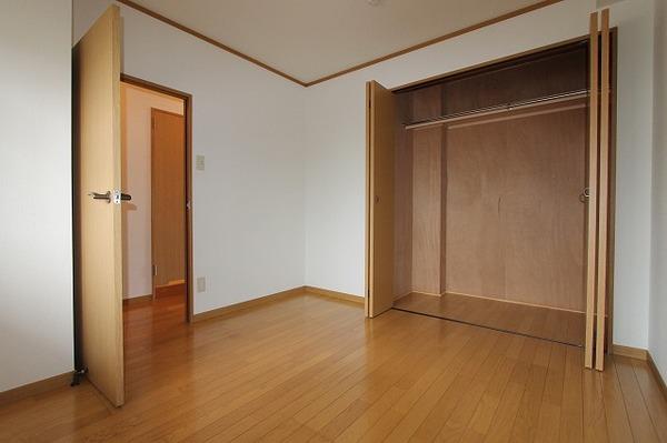サンガーデン和知川原（201） 収納