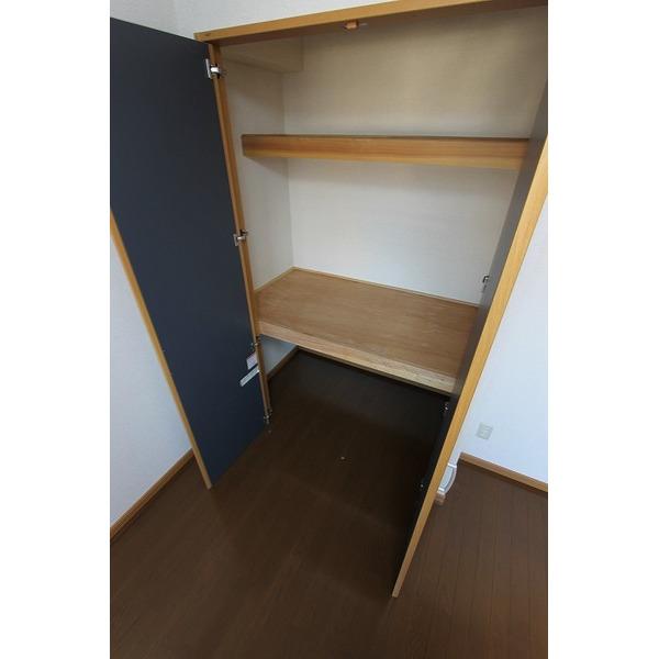 グランクレシェンテ（702） 収納