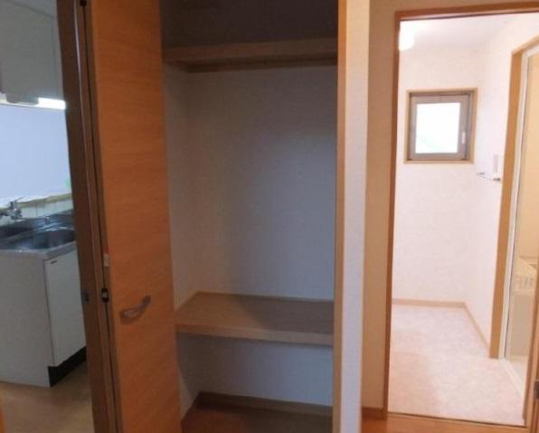 宮崎市中西町マンション 収納