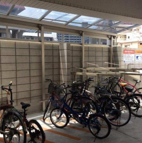 Caron旭通り（502） 駐車場