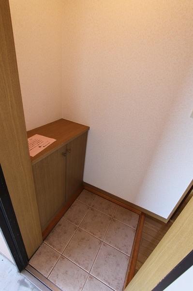 ジェネシス大島A棟（305） 玄関