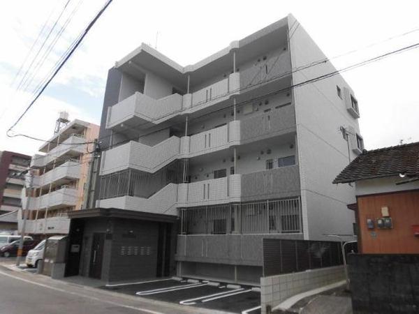 Riviere　Champ元宮（206） 駐車場