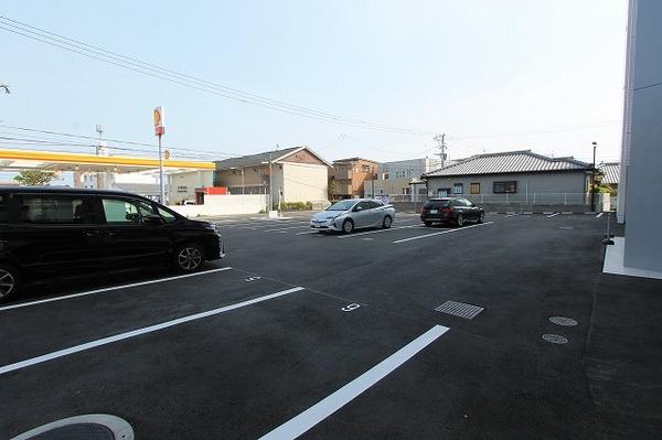 Ko Olina Gongen（805） 駐車場