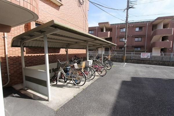 サンコート大島Ｃ棟（102） 駐車場