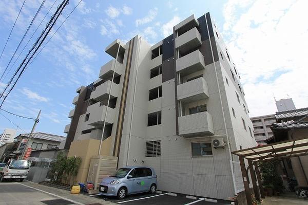 アルテマイスターレオ（105） エントランス