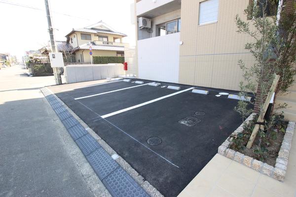 アルテマイスターリノ（101） 駐車場