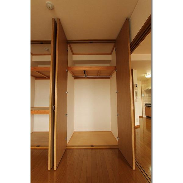 エンブレーマ西池（402） 部屋画像