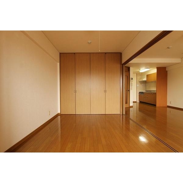 エンブレーマ西池（402） 部屋画像